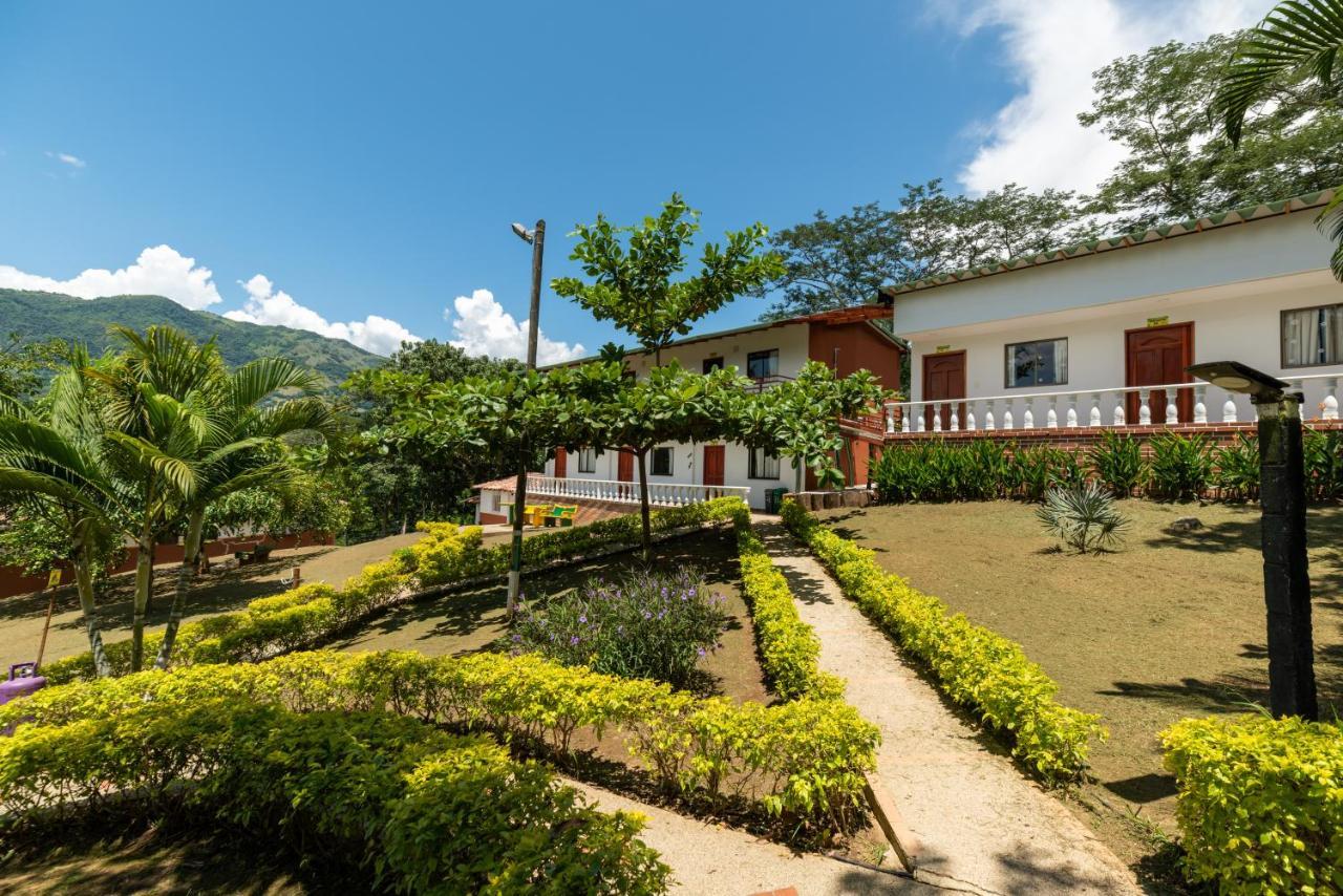 לה פינטדה Hotel Villa Camila מראה חיצוני תמונה