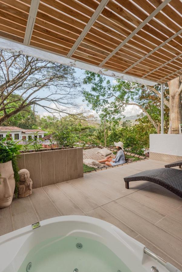 לה פינטדה Hotel Villa Camila מראה חיצוני תמונה