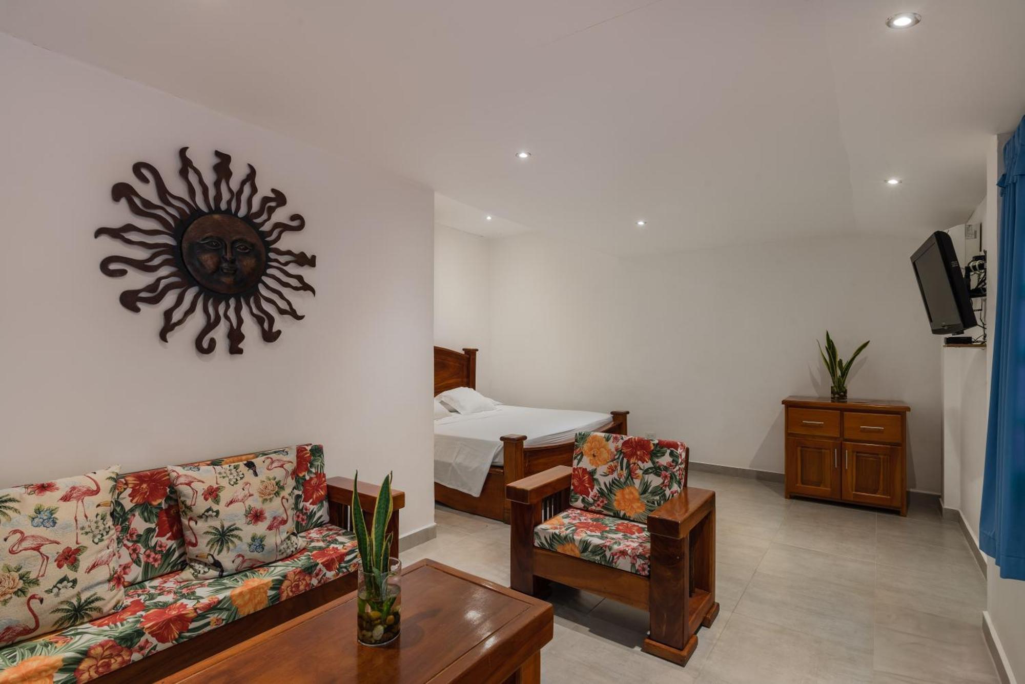 לה פינטדה Hotel Villa Camila מראה חיצוני תמונה