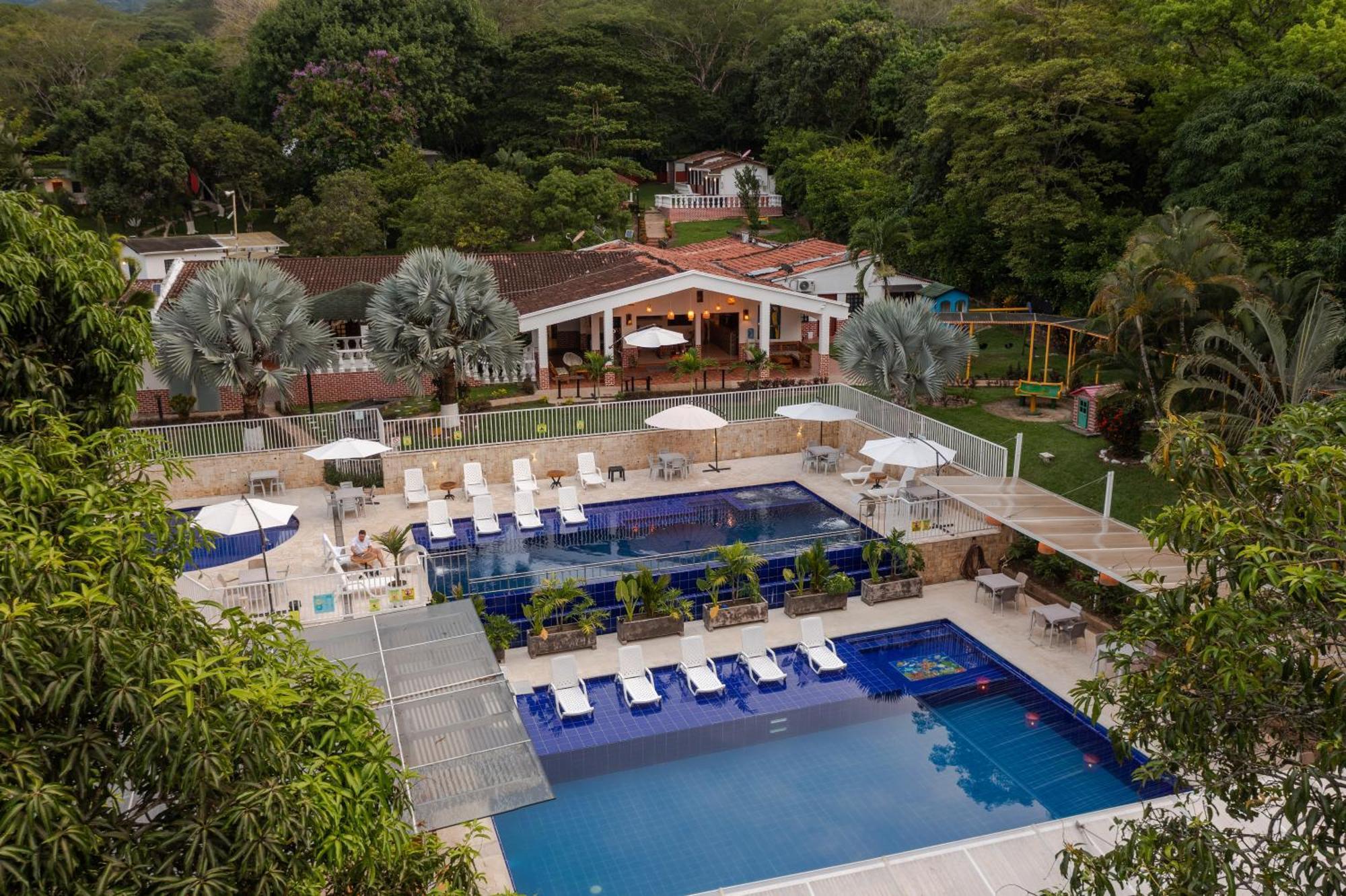 לה פינטדה Hotel Villa Camila מראה חיצוני תמונה